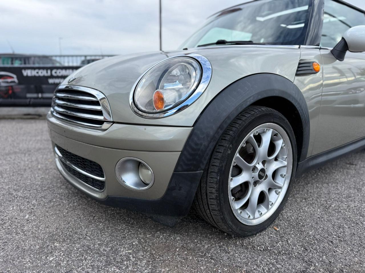 MINI 1.6 16V COOPER D