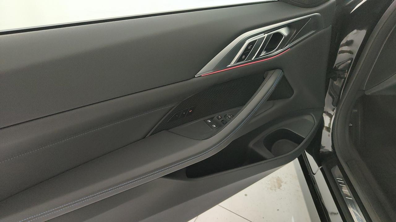 BMW Serie 4 G22 LCI 2024 Coupe - 420d Coupe mhev 48V xdrive MSport Pro auto