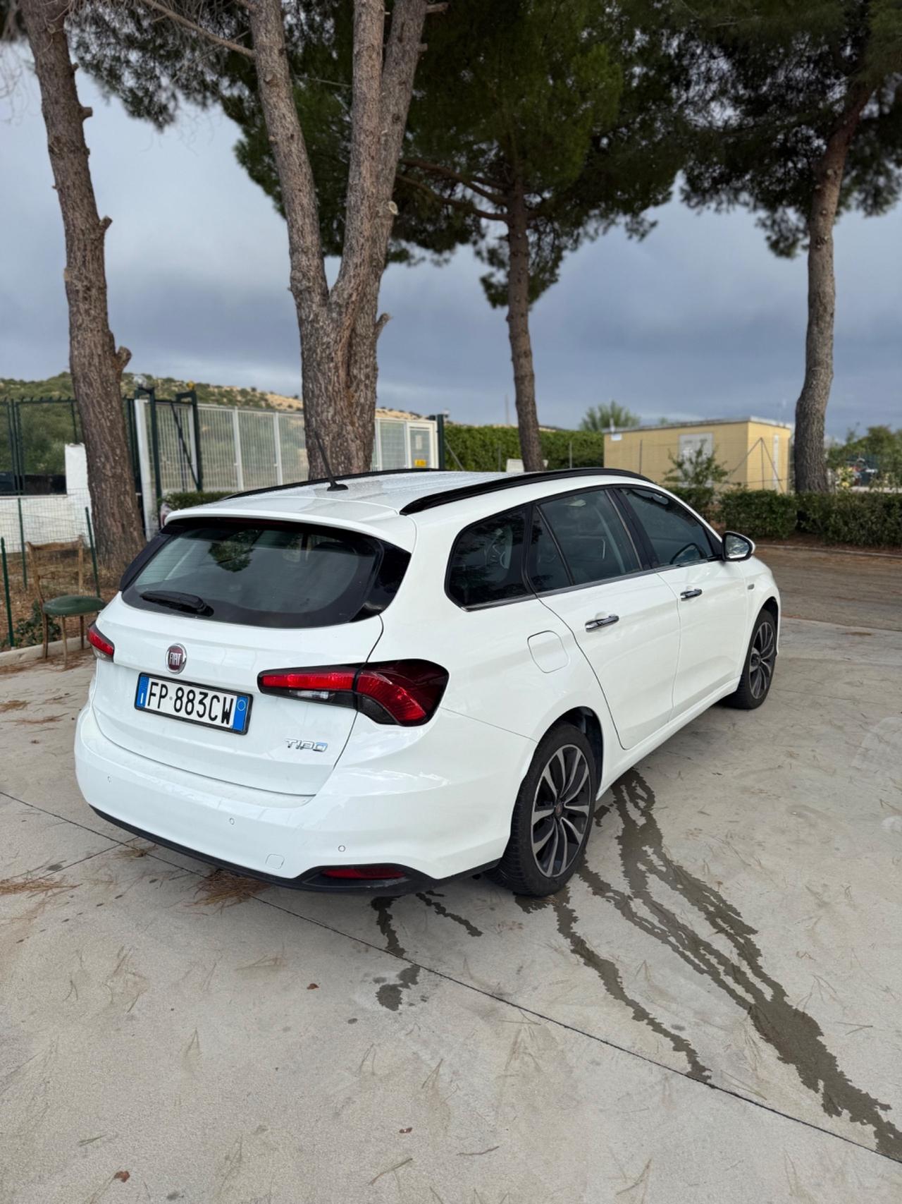 Fiat Tipo 1.6 Mjt S&S SW Lounge
