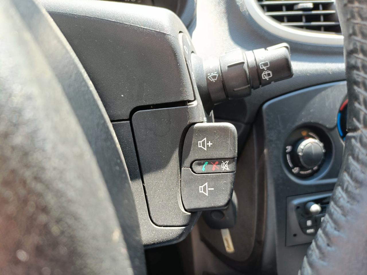 Renault Clio 1.2 16V 5 porte GPL Yahoo!