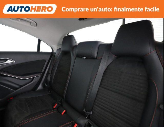 MERCEDES-BENZ CLA 180 Premium