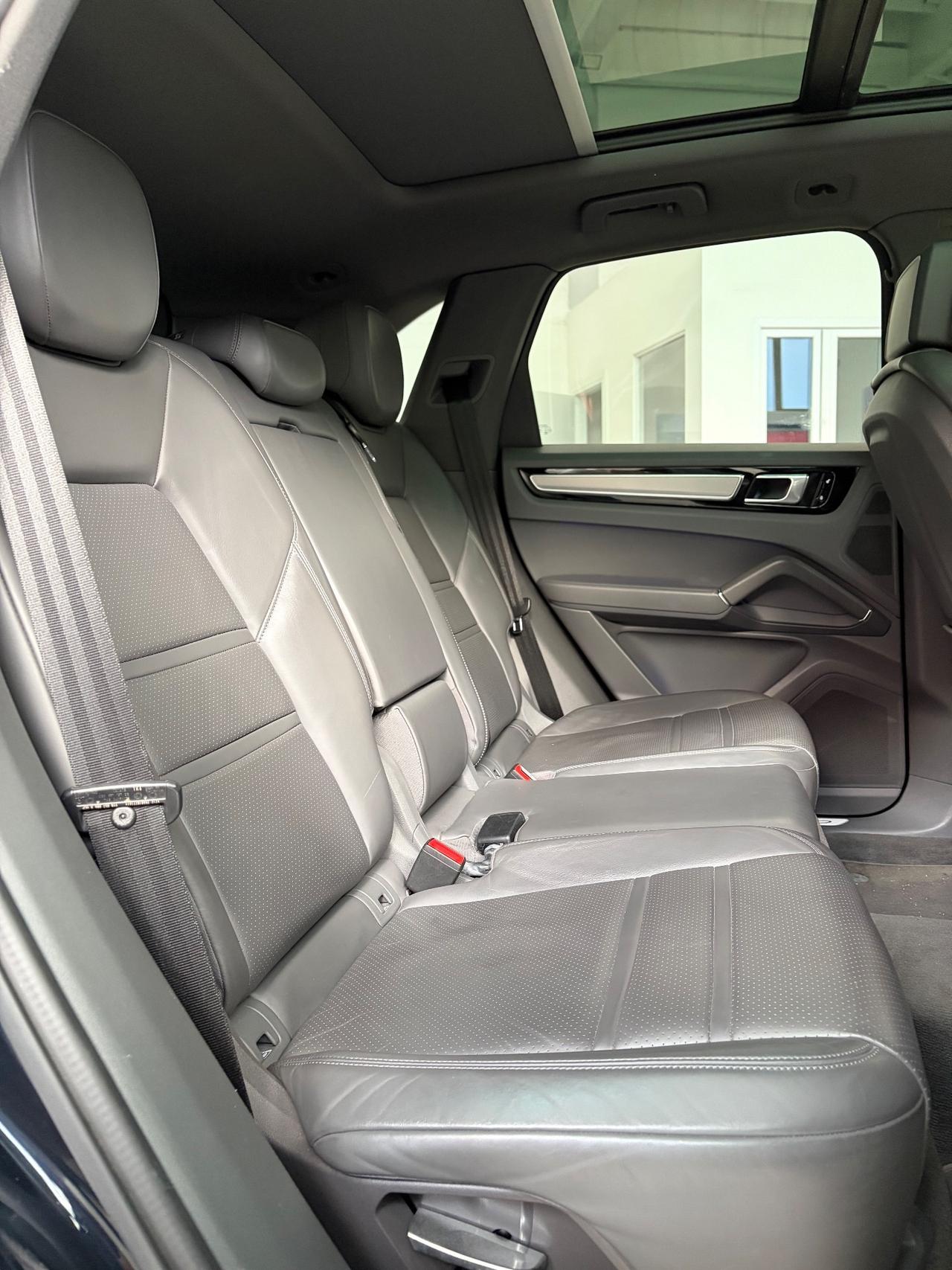 Porsche Cayenne 2.9 V6 S