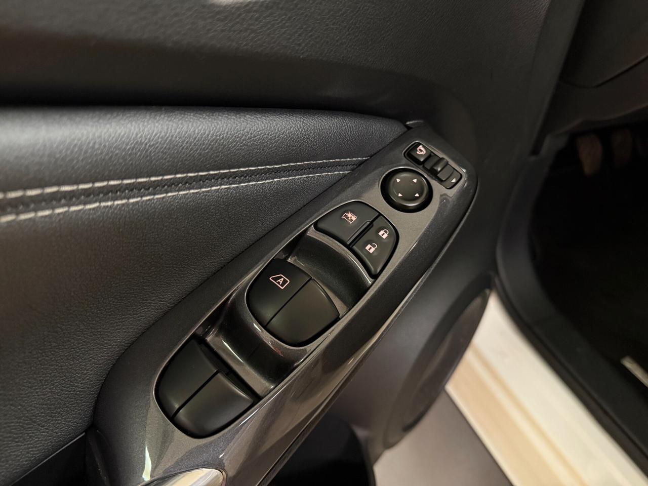 Nissan Juke 1.0 DIG-T 114 CV N-CONNECTA