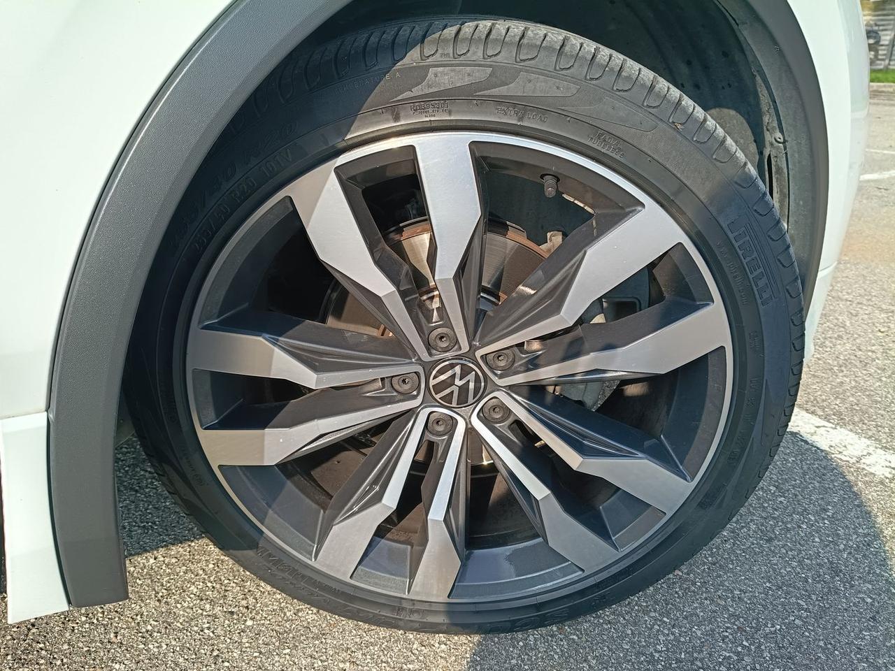 Volkswagen Tiguan R-LINE #50664