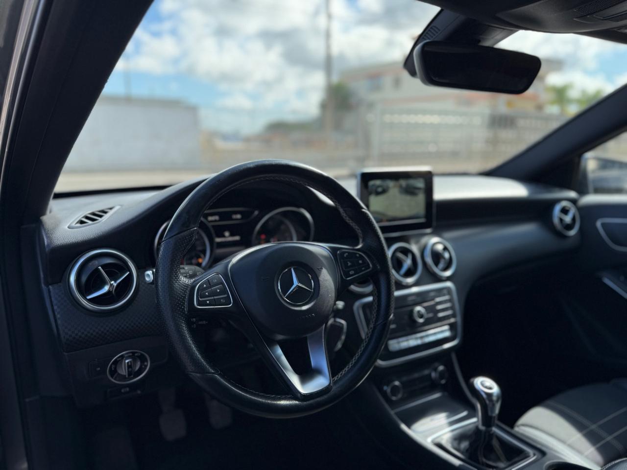 Mercedes-benz A 180 d Premium