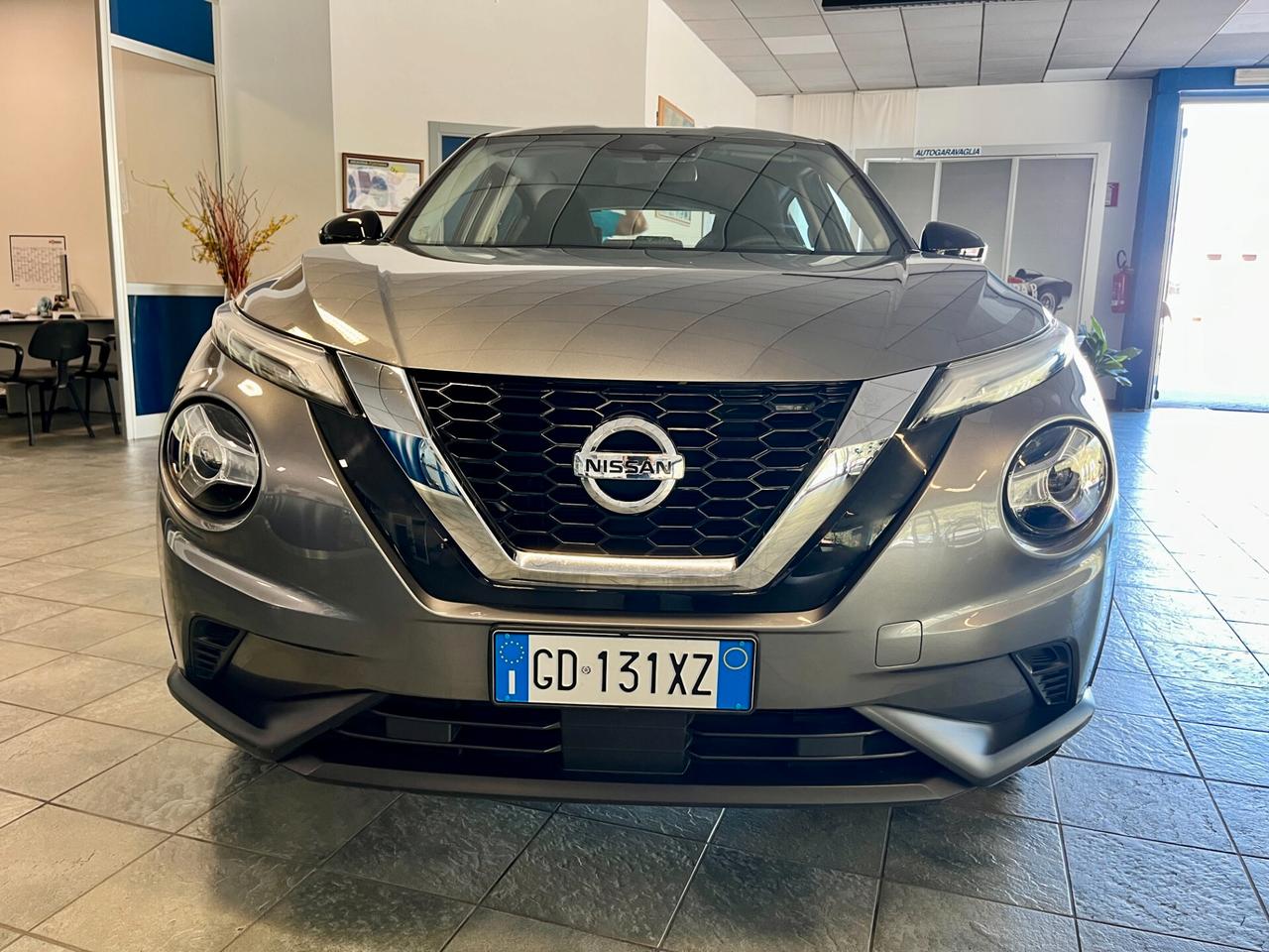 Nissan Juke 1.0 DIG-T 114 CV CAMBIO AUTOMATICO Business