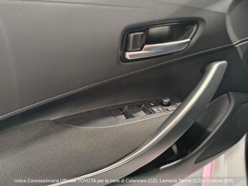 Toyota Corolla TS 2.0 Hybrid Active MY24