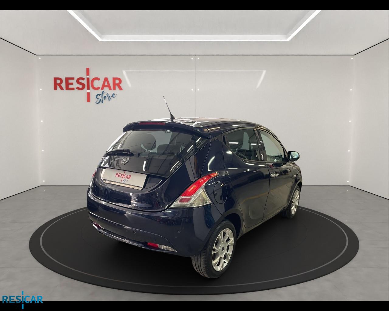 LANCIA Ypsilon 1.2 8v Platinum 69cv IDONEA NEOPATENTATO