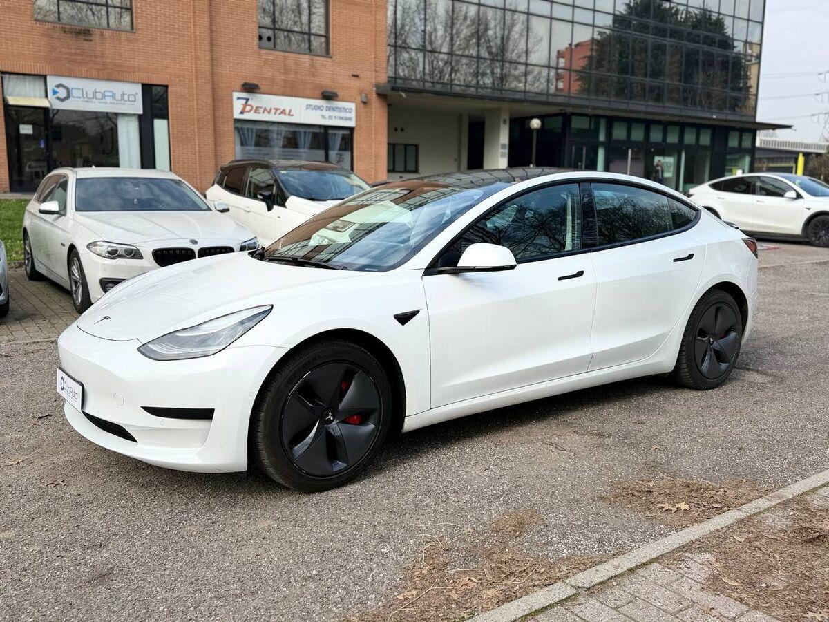 Tesla Model 3 Standard rwd Plus