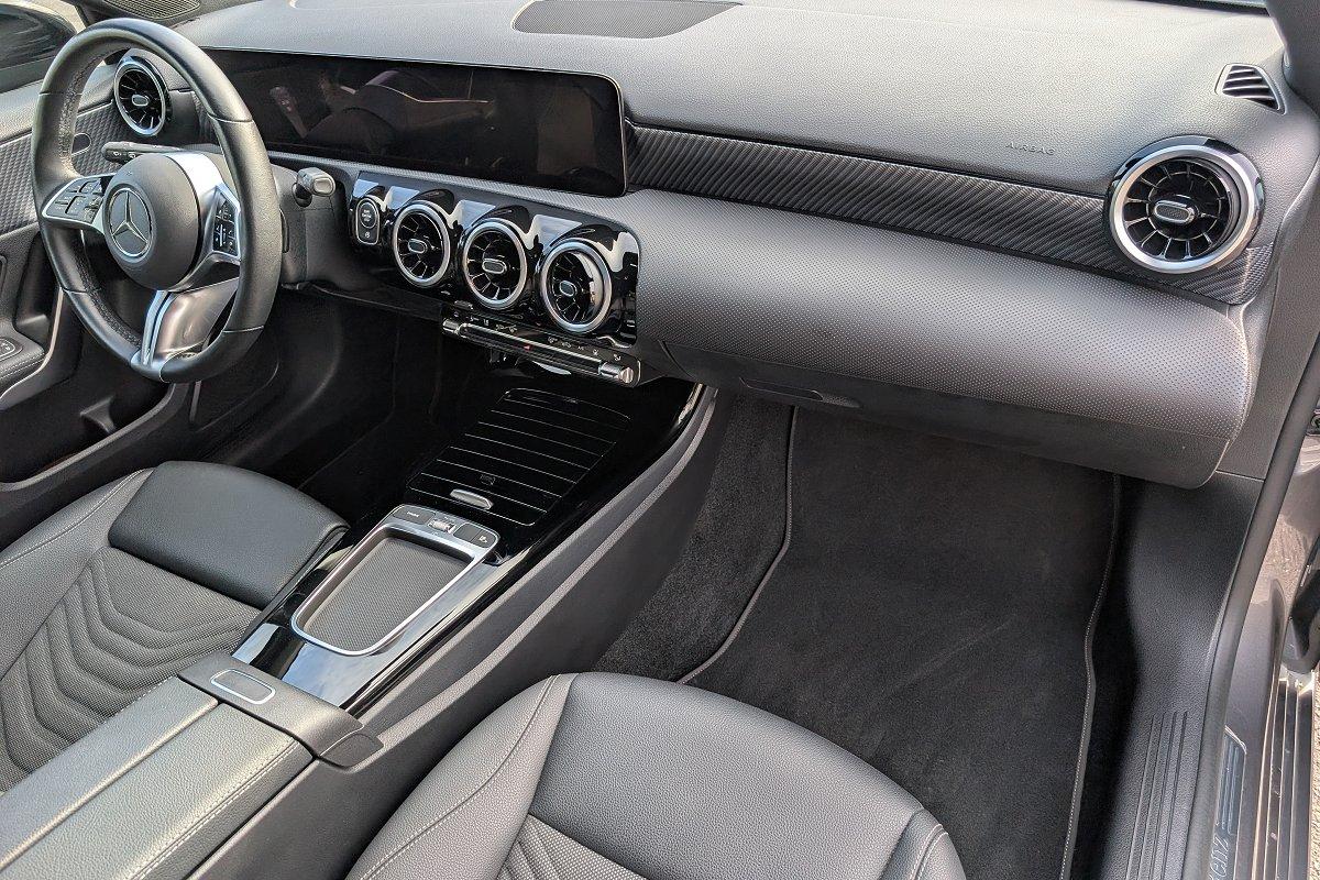 MERCEDES A 180 Automatic Progressive Advanced Plus