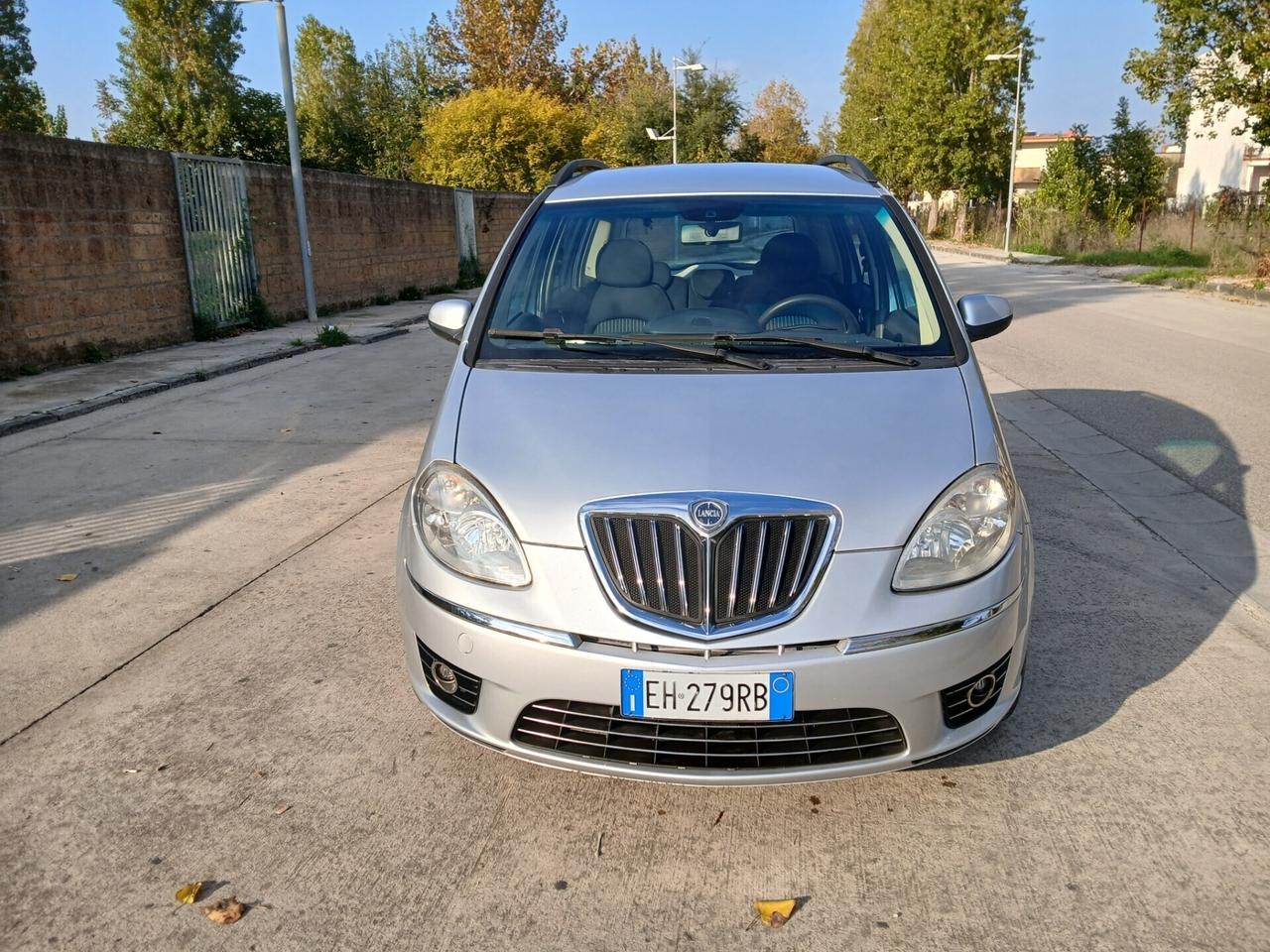 Lancia MUSA 1.3 Mjt 95 CV 5th Avenue anno 2011