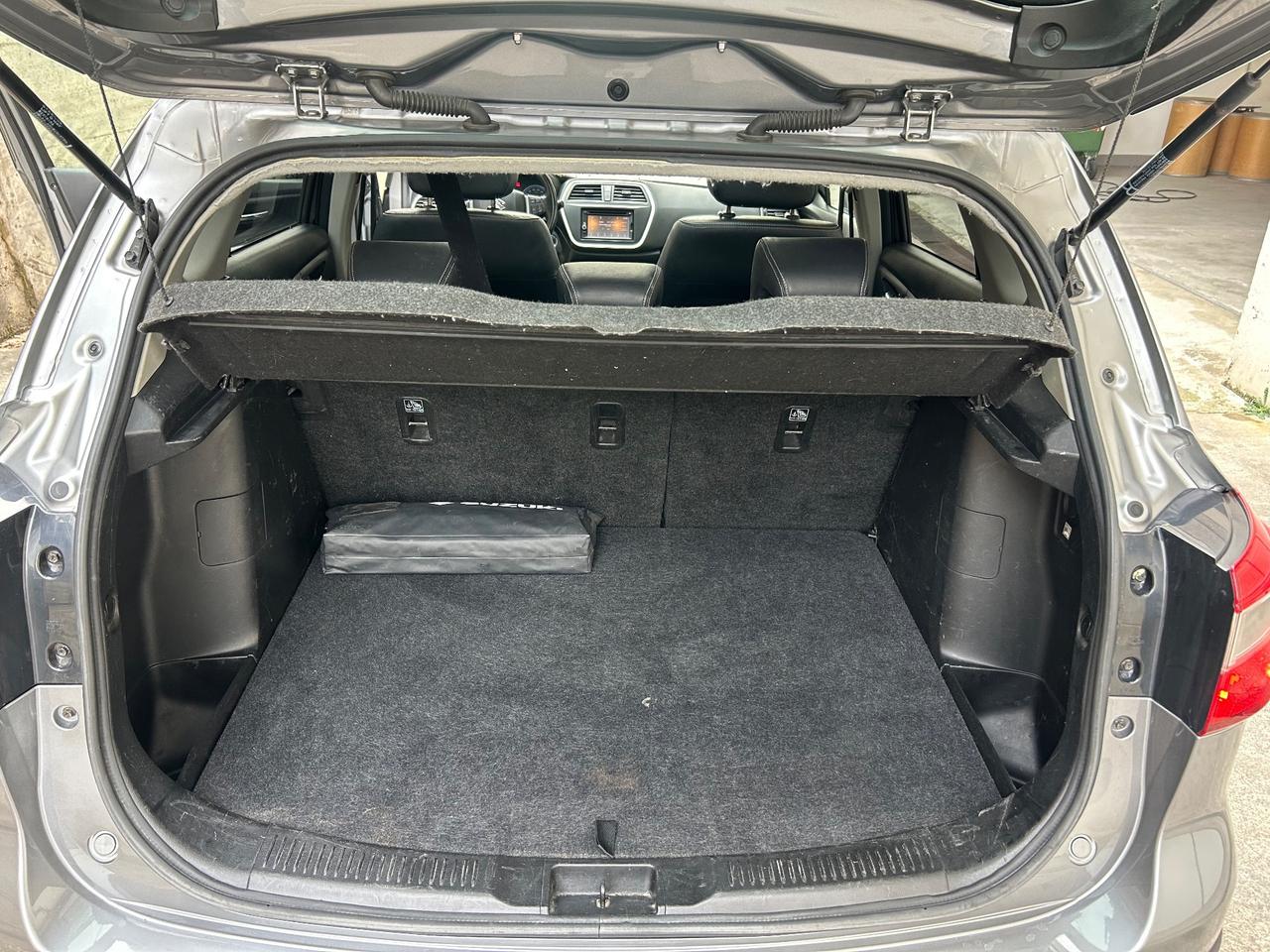 Suzuki S-Cross 1.6 VVT 4WD All Grip Top