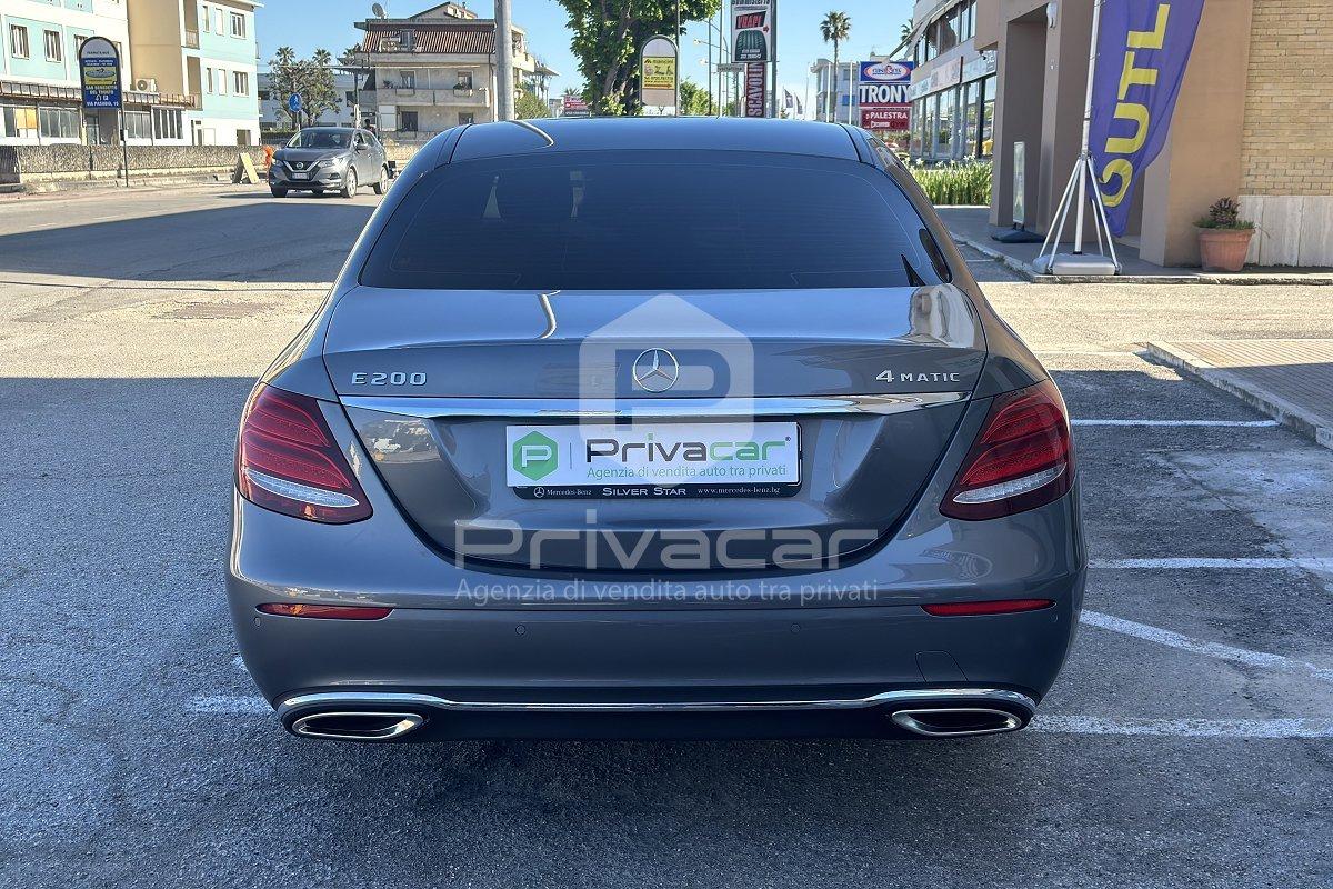 MERCEDES E 200 Auto Exclusive