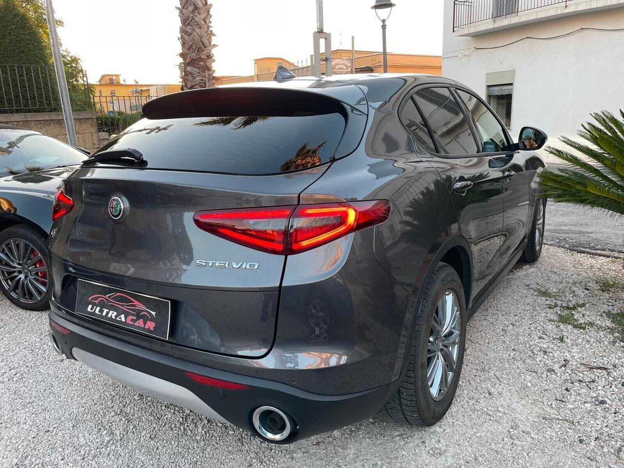 Alfa Romeo Stelvio 2.2 Turbodiesel 190 CV Q4 Business