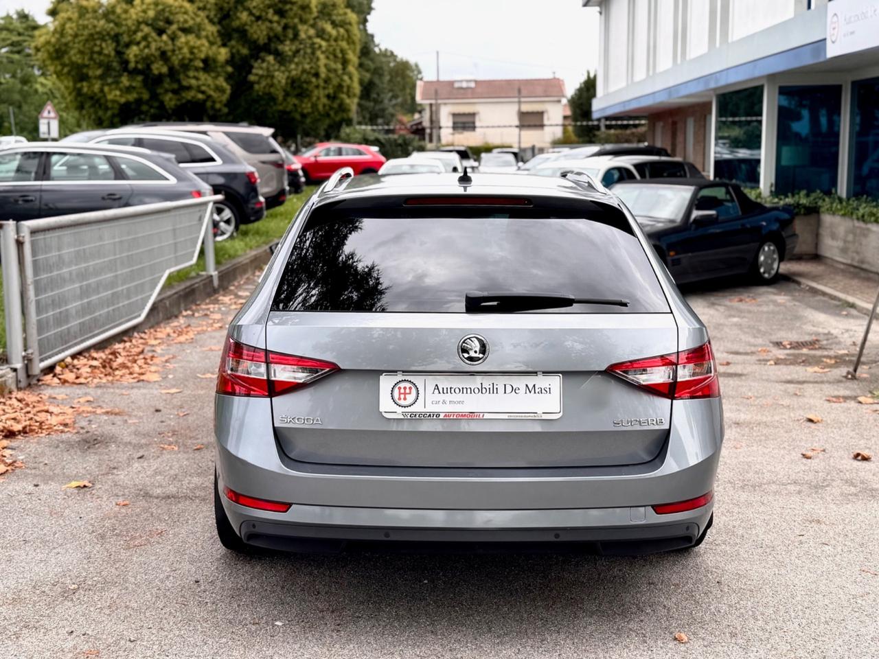 Skoda Superb 1.6 TDI DSG Wagon Executive