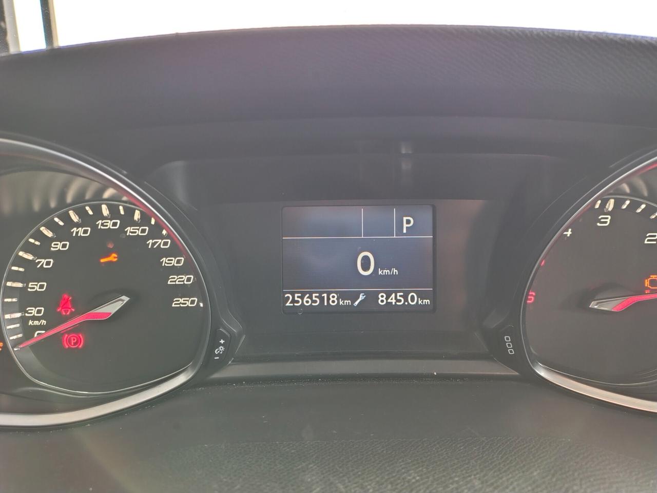 Peugeot 308 BlueHDi 120 S&S Business