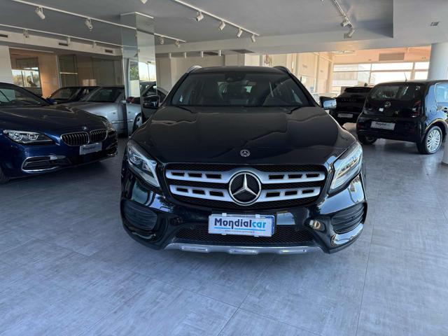 MERCEDES-BENZ GLA 200 d Automatic 4Matic Premium Amg