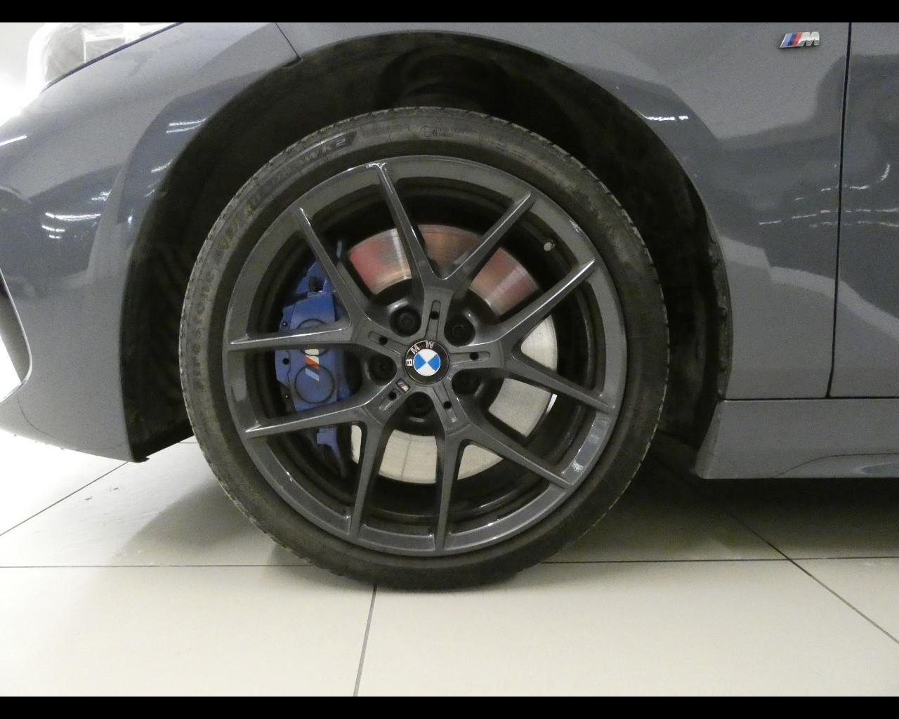 BMW Serie 1 (F40) - 118d 5p. Msport