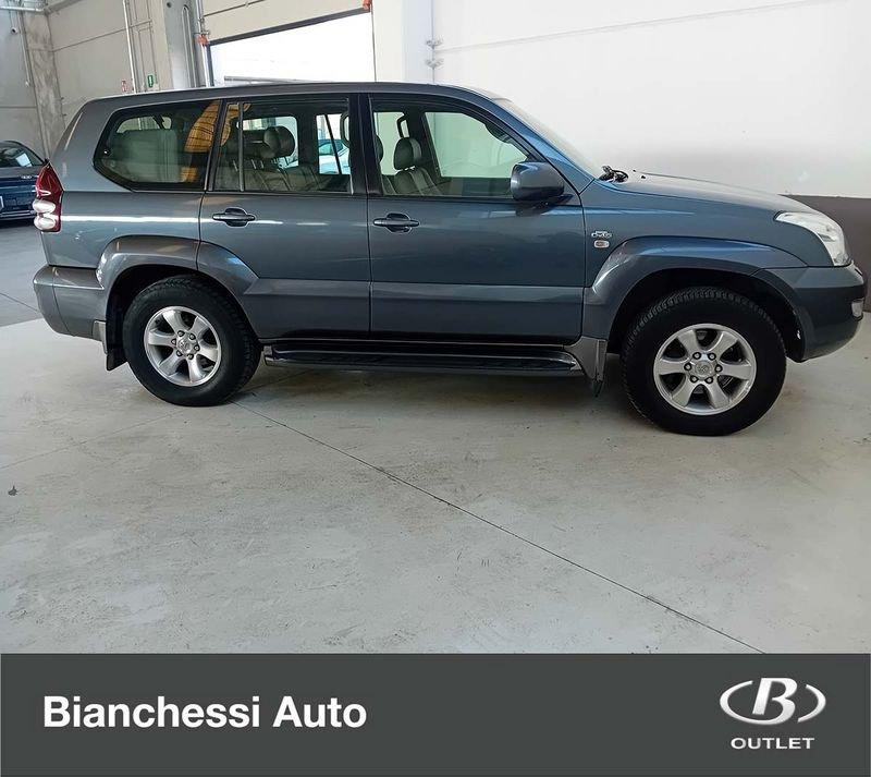 Toyota Land Cruiser 3.0 D-4D 16V cat 5 porte aut. Wagon