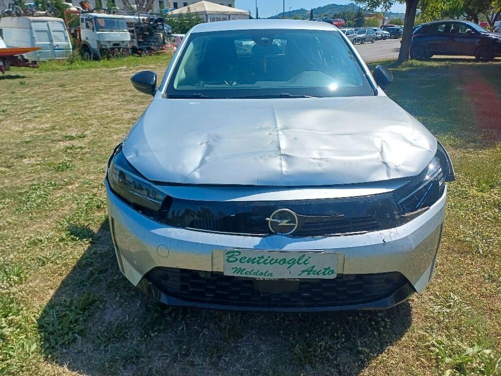 Opel Corsa 1.200 2024 Incidentata