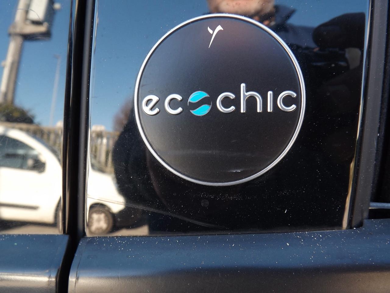 Lancia Ypsilon 1.0 hybrid ECOCHIC