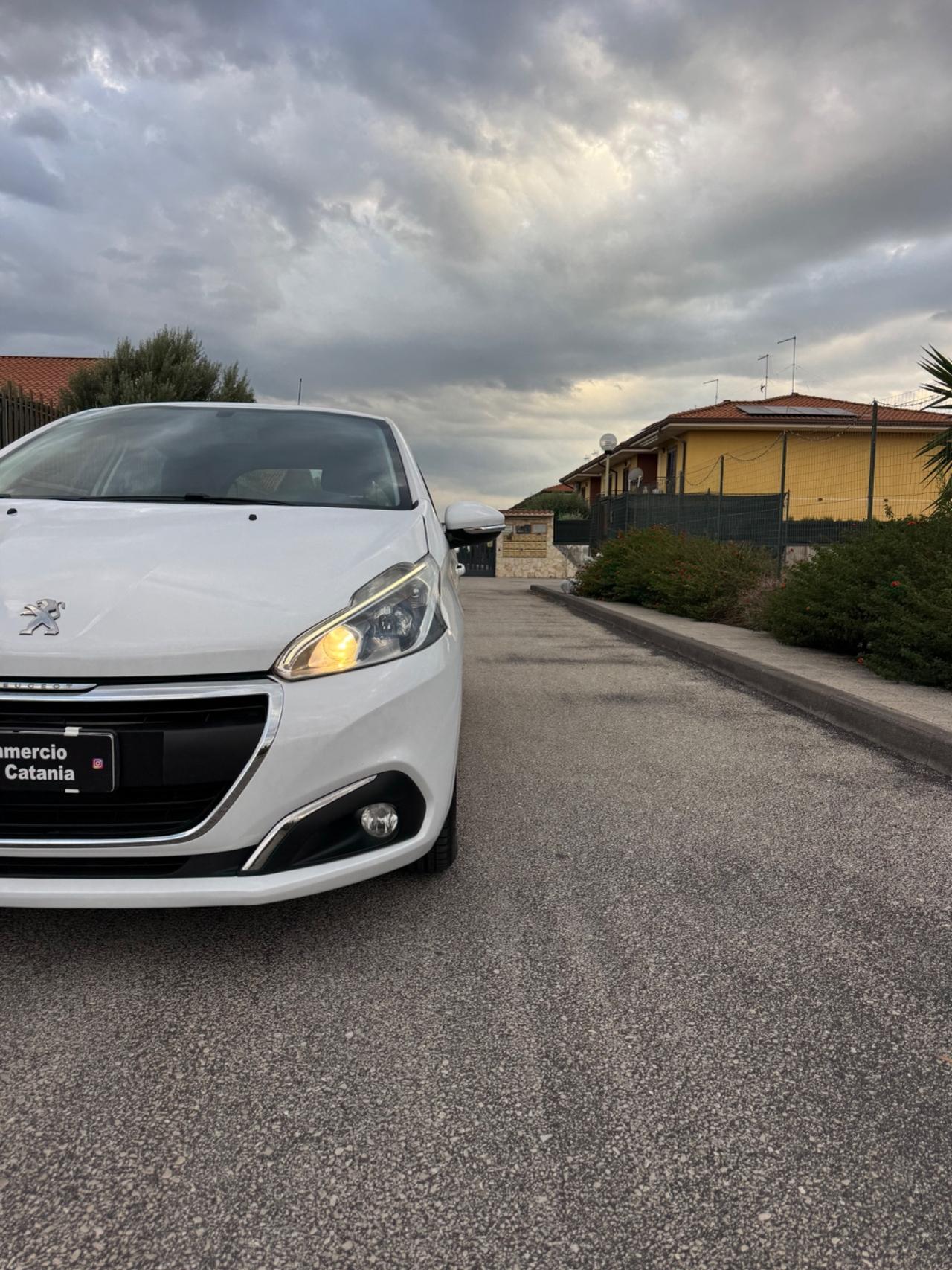 Peugeot 208 1.6 hdi SOLO 73.000 CHILOMETRI
