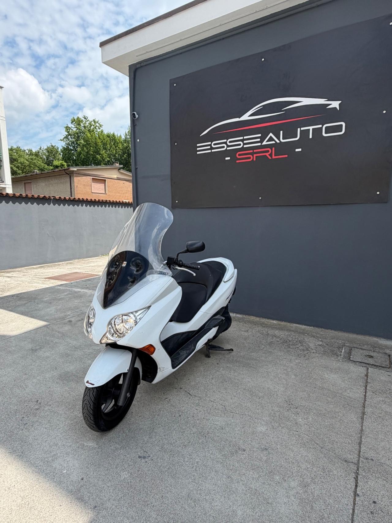 Honda Forza 250 X