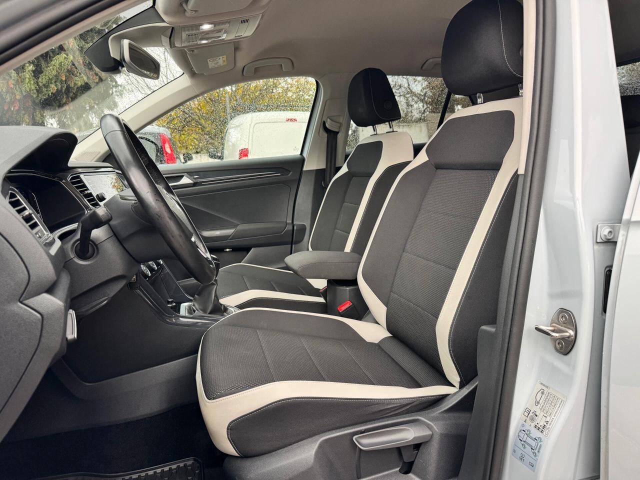 Volkswagen T-Roc 1.6 TDI 116cv