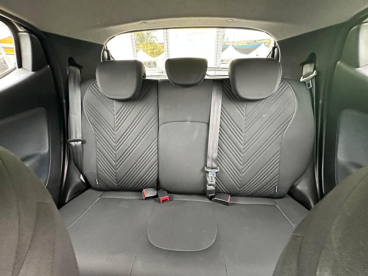 Lancia Ypsilon 1.0 FireFly 5 porte S&S Hybrid Ecochic Gold