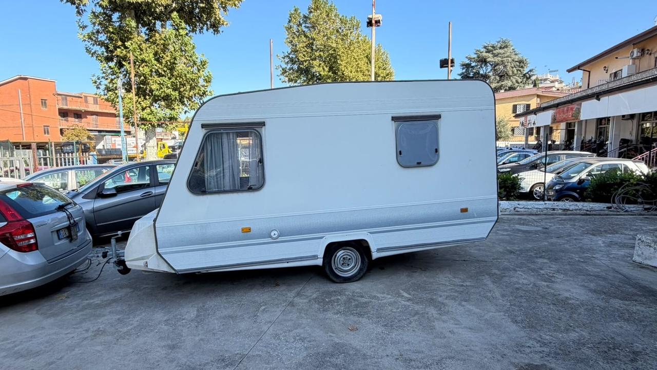 Adria 4052