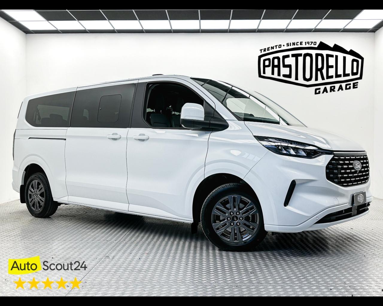 FORD Tourneo Custom 2ªs - Tourneo Custom 320 2.0 EcoBlue 170CV aut. PL Titanium