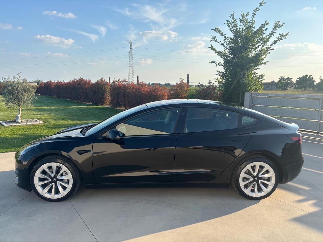 Tesla Model 3 Long Range Dual Motor AWD
