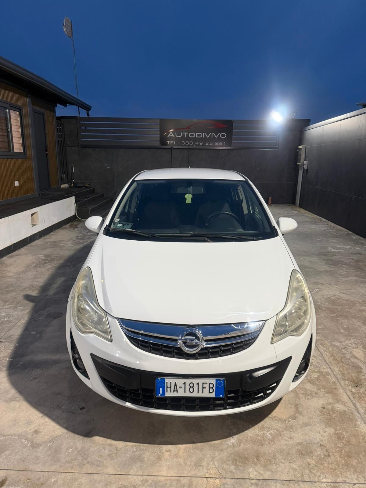 Opel Corsa 1.2 5 porte Start&Stop Cosmo