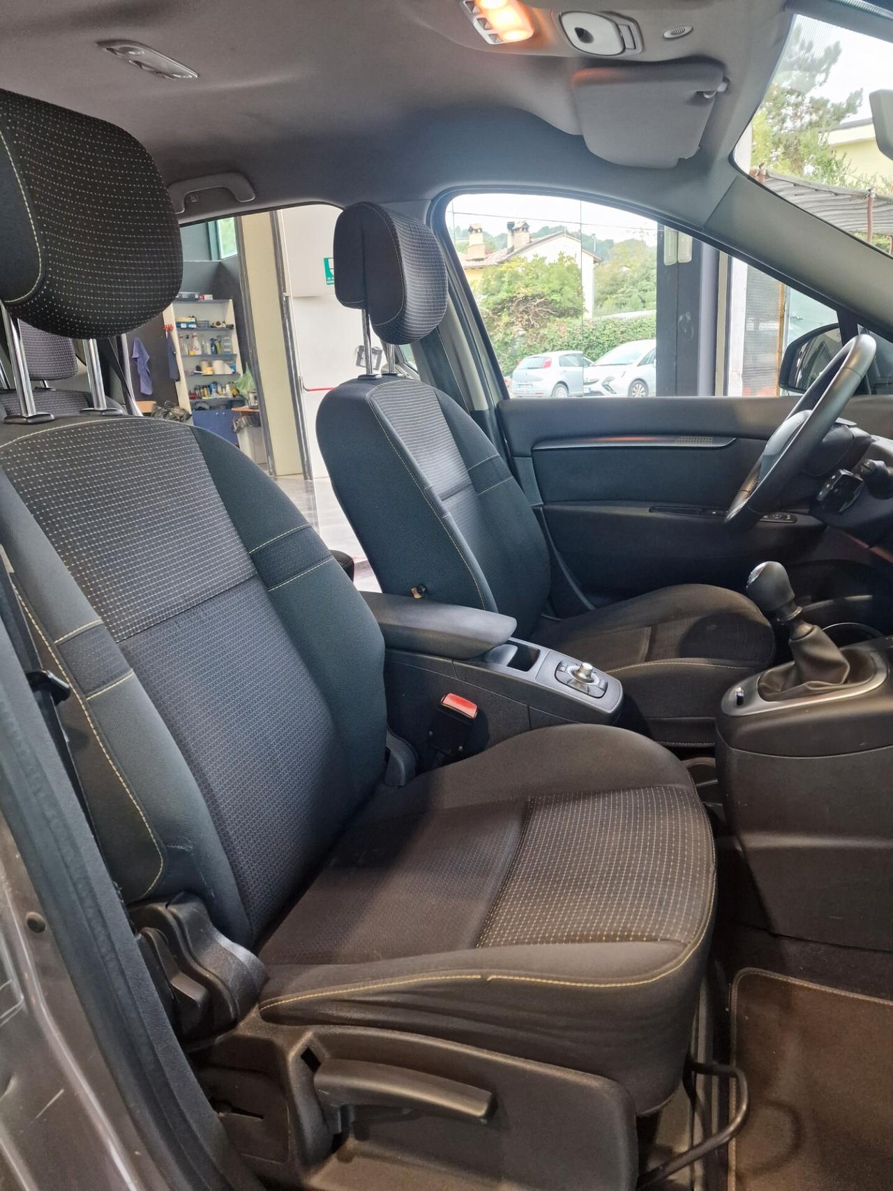 Renault Scenic Scénic X-Mod 1.5 dCi 110CV Luxe