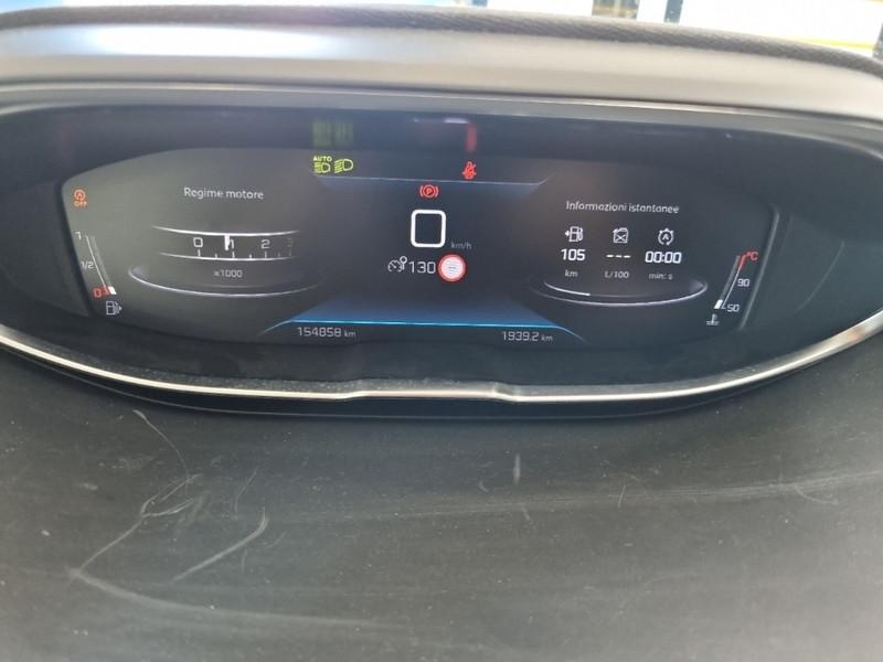 PEUGEOT 3008 BLUEHDI 130 SES ALLURE PACK SUV