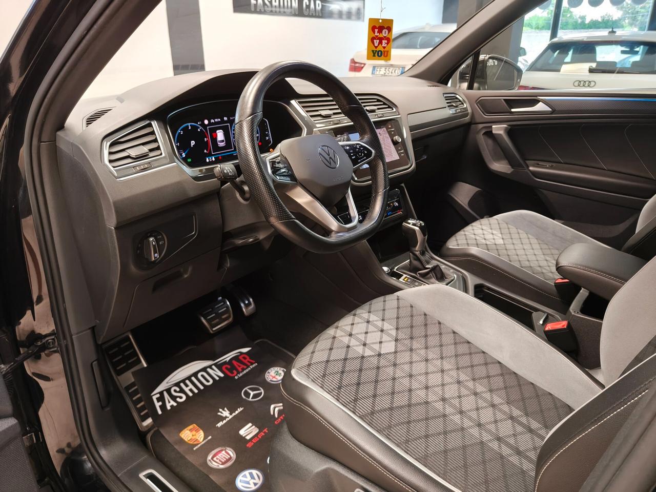 Volkswagen Tiguan 2.0 TDI 150 CV SCR DSG R-Line
