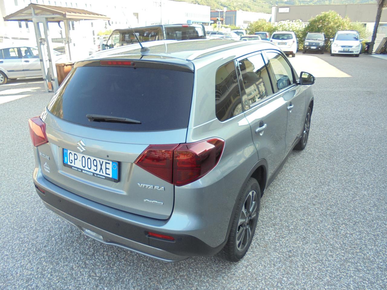 Suzuki Vitara 1.4 Hybrid Top