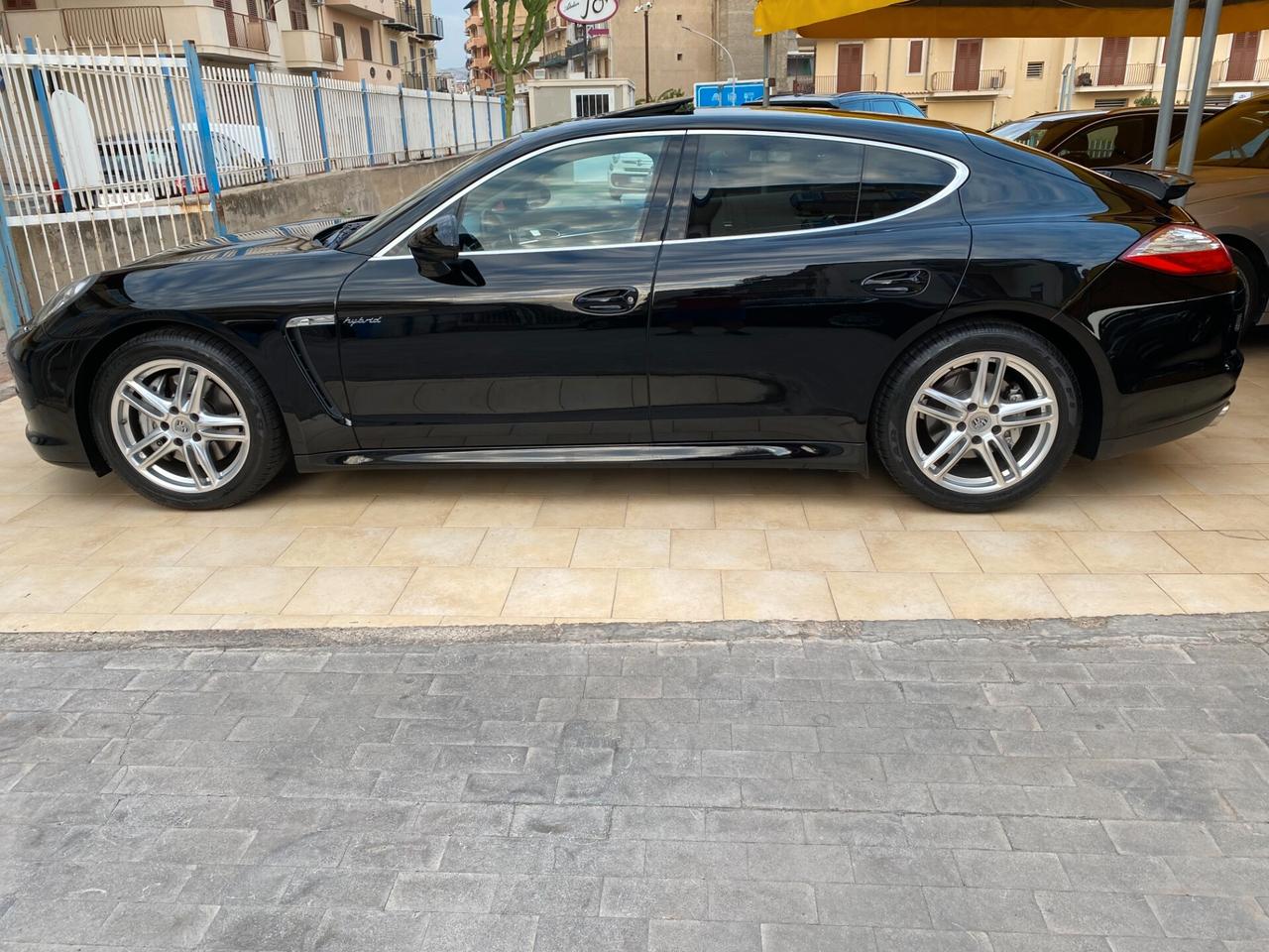 Porsche Panamera 3.0 S Hybrid