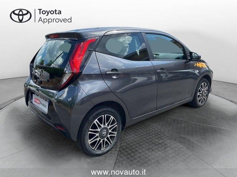Toyota Aygo Aygo Connect 1.0 VVT-i 72 CV 5 porte x-play