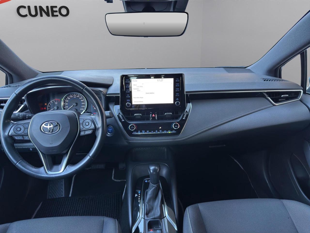 Toyota Corolla 1.8h Active cvt