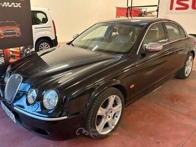 JAGUAR S-TYPE CAMBIO AUT. Diesel 2.7 CV 207 V6 Km 156.642 certificati