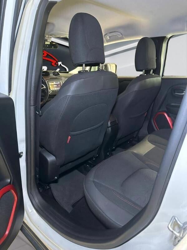 Jeep Renegade 2.0 Mjt 170CV 4WD Active Drive Trailhawk