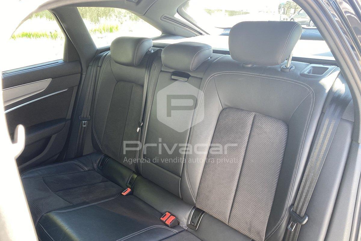 AUDI A6 Avant 40 2.0 TDI quattro ultra S tronic Business Sport