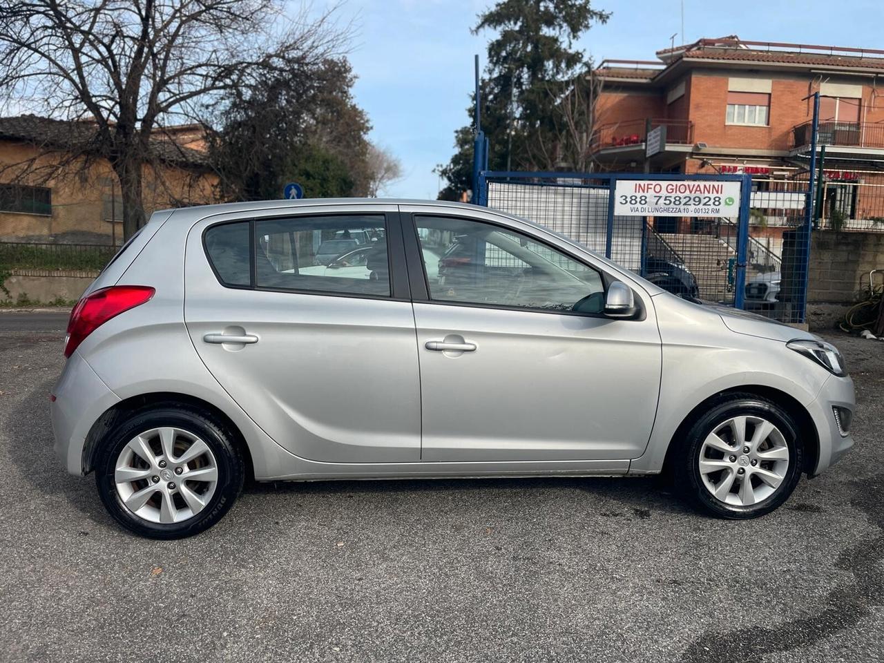 Hyundai i20 1.2 5p. Econext Sound Edition