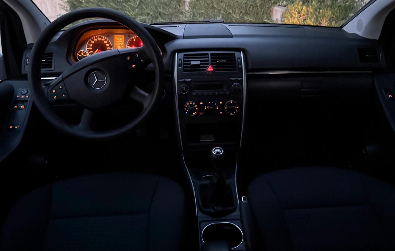 Mercedes Benz B 180 CDI Sport anno 12\ 2010 Restyling