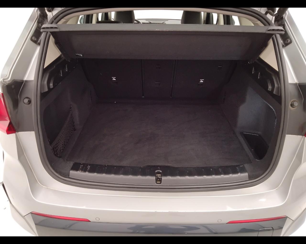 BMW X1 U11 - X1 sdrive18d X-Line auto