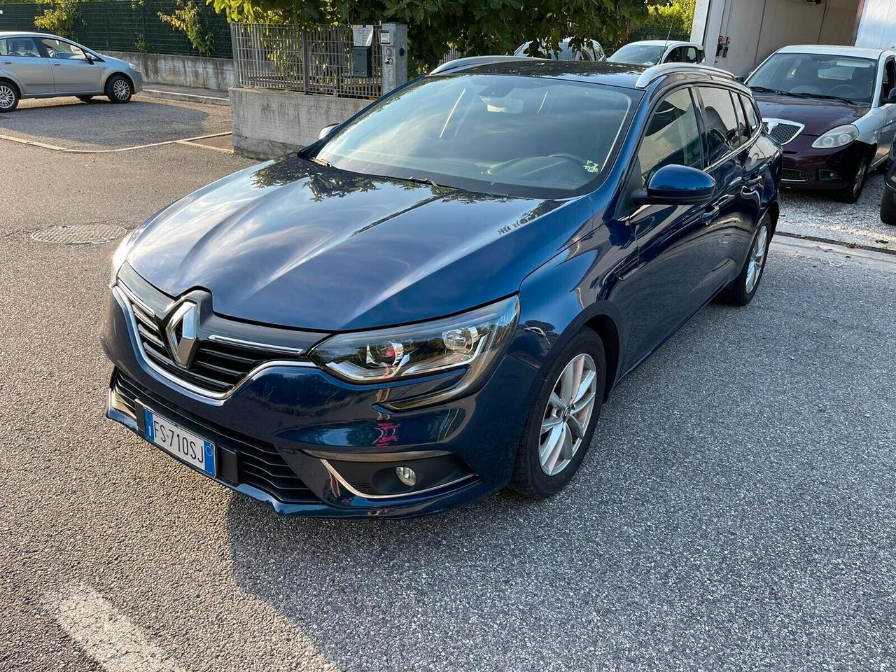 Renault Megane M&amp;eacute;gane Sporter dCi 8V 110 CV EDC Energy Intens