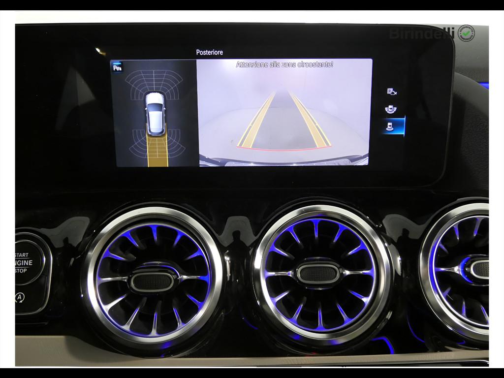 Mercedes-Benz GLA (H247) - GLA 200 d Automatic Sport