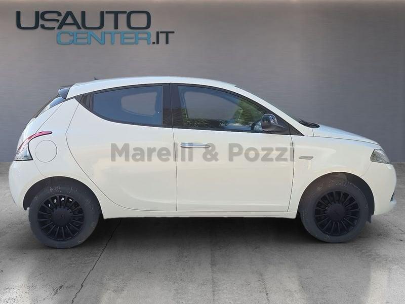 Lancia Ypsilon Ypsilon 1.0 FireFly 5 porte S&S Hybrid Silver