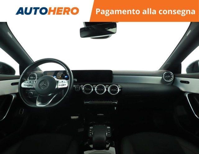 MERCEDES-BENZ CLA 220 d Automatic 4Matic Shooting Brake Premium